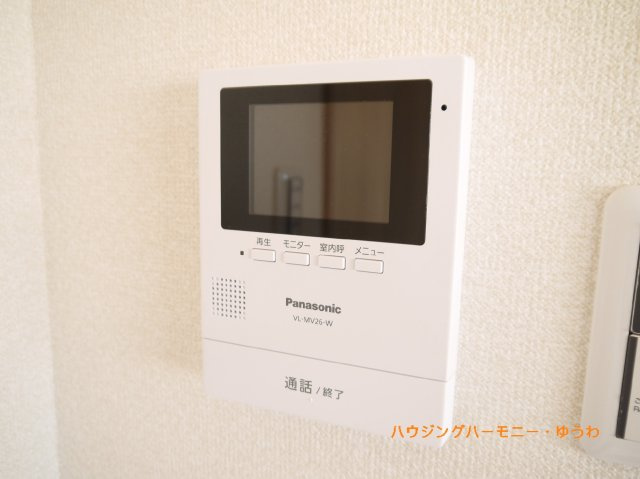 【セキュリティ】 | サンライズ大山マンション | 2016年入居前画像です。TVモニター付きインターホンがあります。