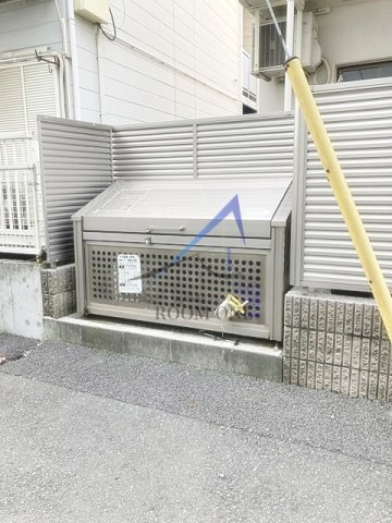 メゾンルミエール