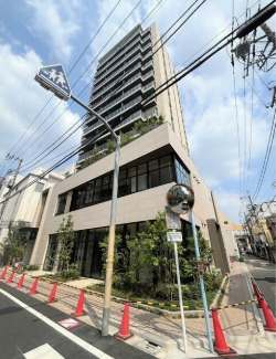 【外観】 | ブランズ西荻南三丁目 | 落ち着いた雰囲気。