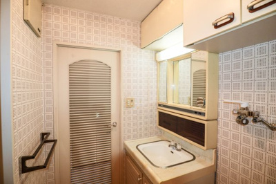 【洗面所】 | ローズハイツ宝塚 | 洗面室