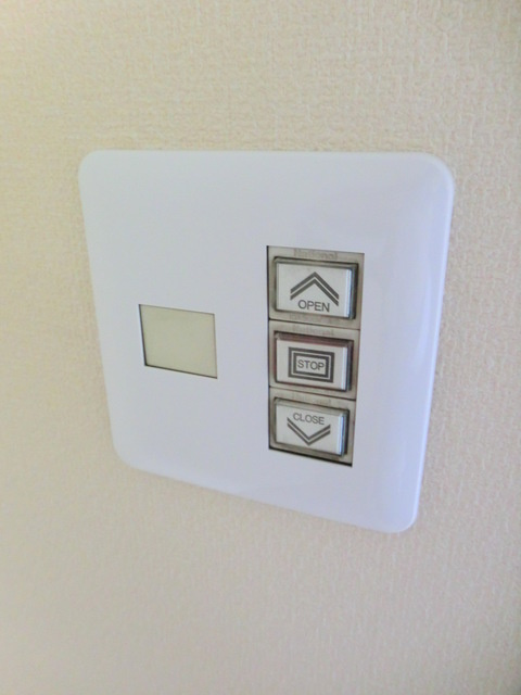 千駄ヶ谷５丁目メゾンのセキュリティ|自動防犯シャッター