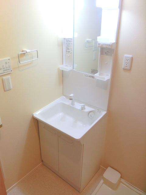 千駄ヶ谷５丁目メゾンの洗面所|洗面所