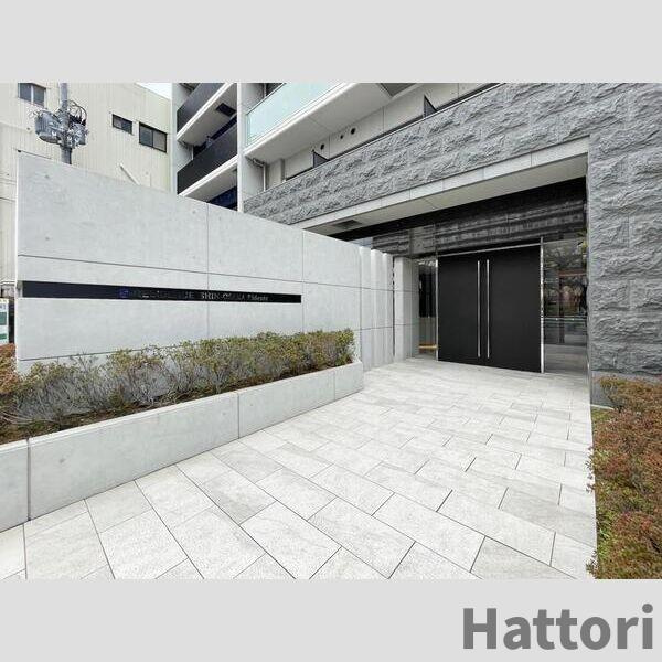 S-RESIDENCE新大阪Ridenteのエントランス