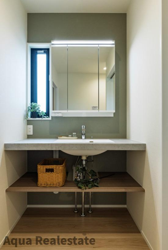 高松市鬼無町鬼無の新築一戸建の玄関|毎日通る玄関はこちらです