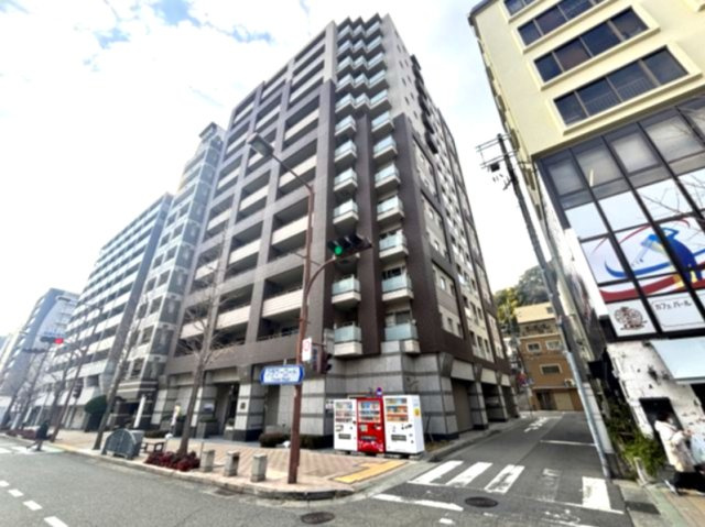 プレジール三ノ宮