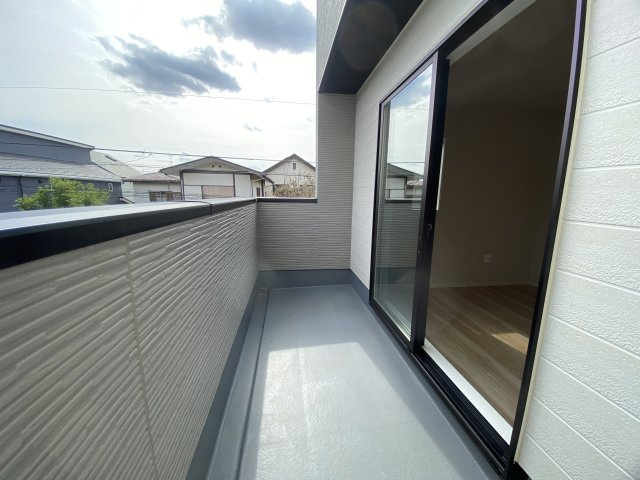 所沢市中新井新築戸建　2号棟のバルコニー