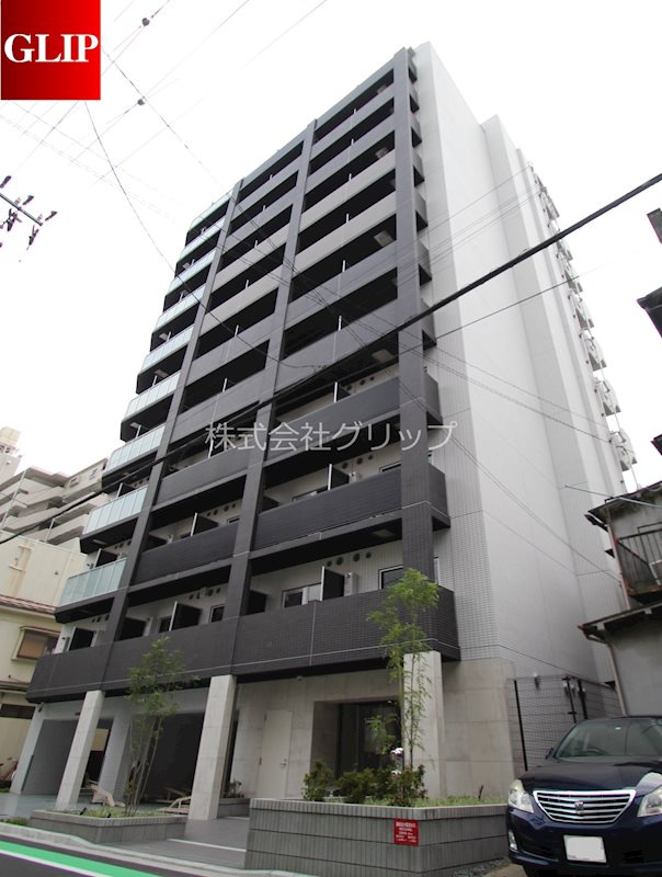 横浜市南区高根町３丁目の賃貸マンションの外観