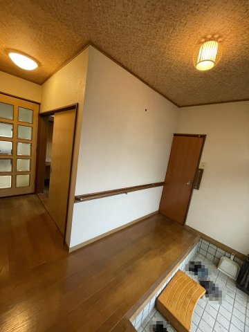 和歌山市黒田・中古戸建・54749の玄関