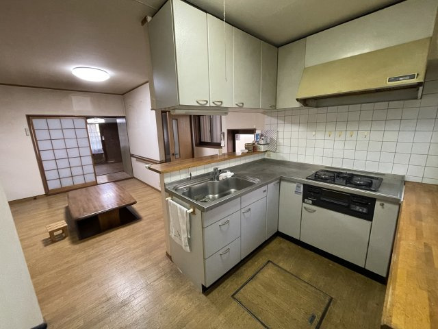 和歌山市黒田・中古戸建・54749のキッチン