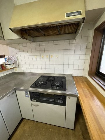 和歌山市黒田・中古戸建・54749のキッチン