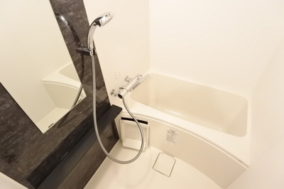 【浴室】 | エスリードレジデンス大阪難波