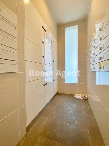 パルティール今池のエントランス