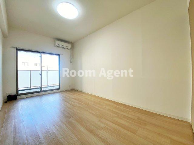 パルティール今池の居間・リビング|類似です