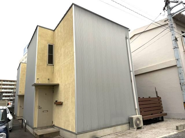 ユニキューブ中央町の外観