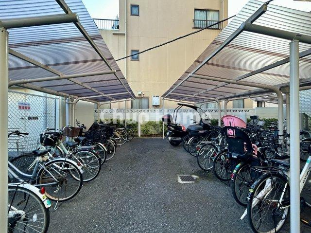 エンゼルハイム新小岩の駐輪場|【自転車置き場】最新の空き状況や費用などの詳細は担当スタッフまでお問い合わせください。