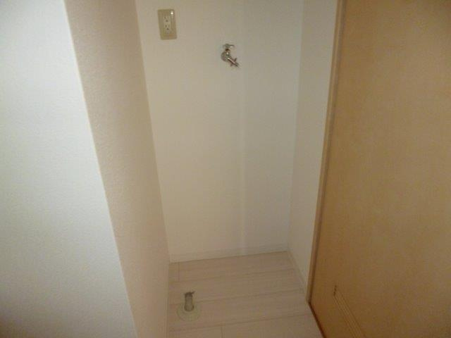 サンパレス幸町のその他|洗濯機置き場