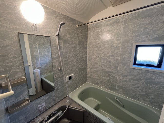 鶴岡市千石町　中古住宅の設備|24時間換気付きです（風呂）