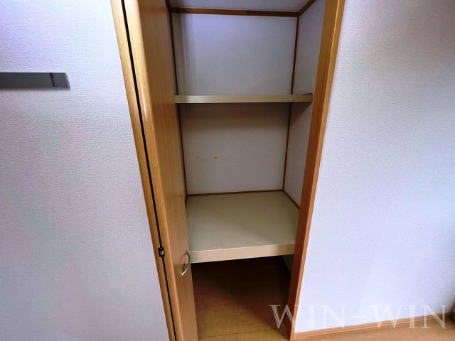 サンハイム一色 Dの収納
