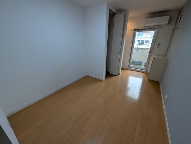 レジア豊中本町の居間・リビング