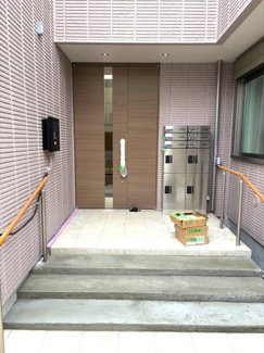 【エントランス】