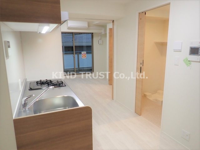 ノルデンハイム南森町の居間・リビング|ゆったり過ごせるリビングです