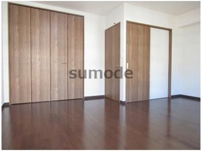 高槻市別所本町の賃貸マンションのエントランス