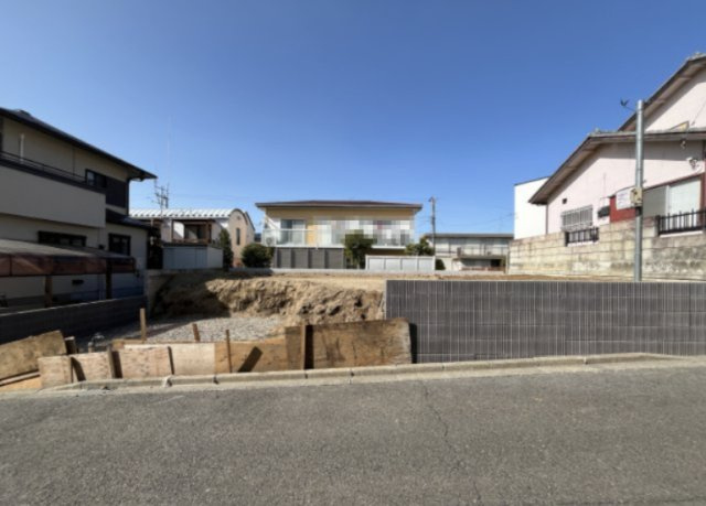 青葉区大場町第7 新築分譲戸建の前面道路含む現地写真