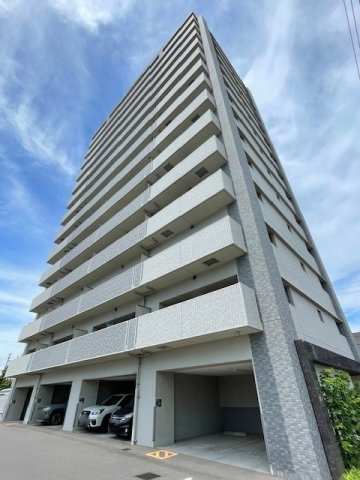 アルファライフ宇多津の外観