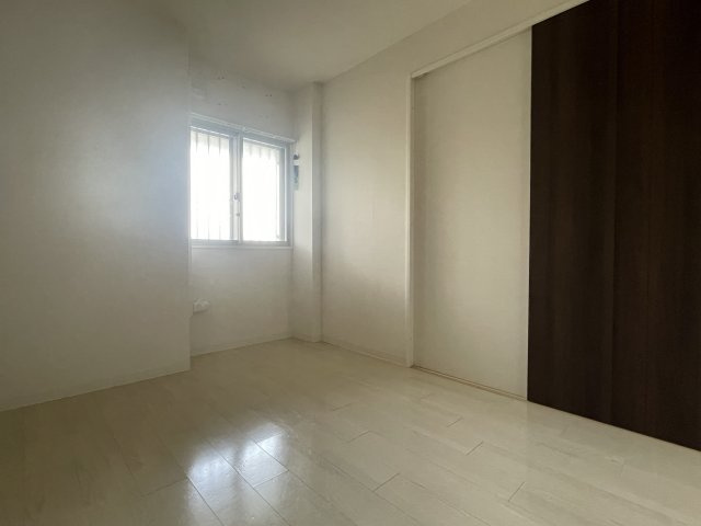 アルファライフ宇多津の洋室