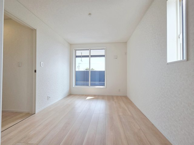 【洋室】 | 東海市富木島町第30　３号棟