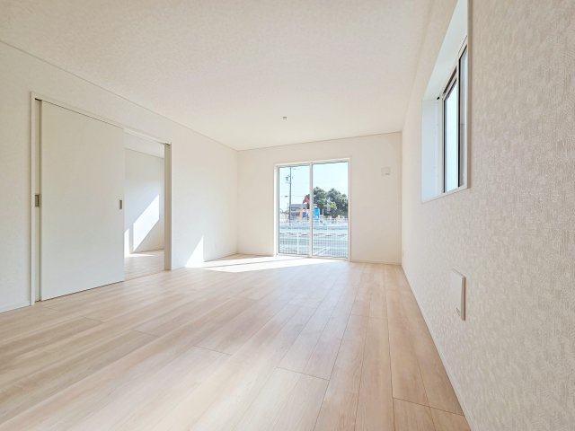 【居間・リビング】 | 東海市富木島町第30　３号棟