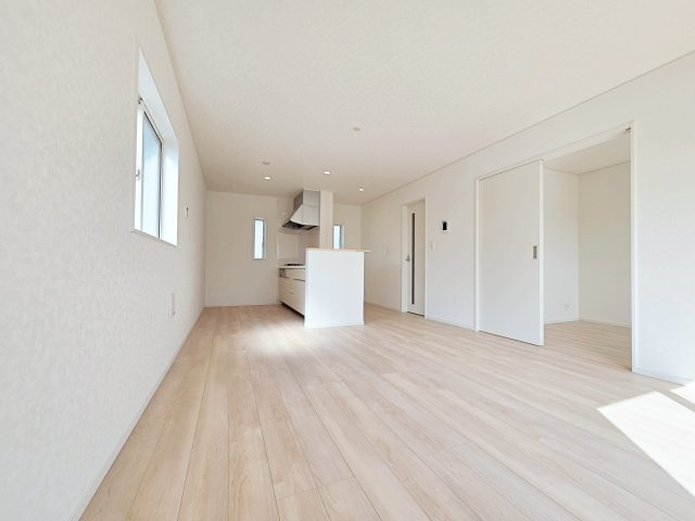 【居間・リビング】 | 東海市富木島町第30　３号棟