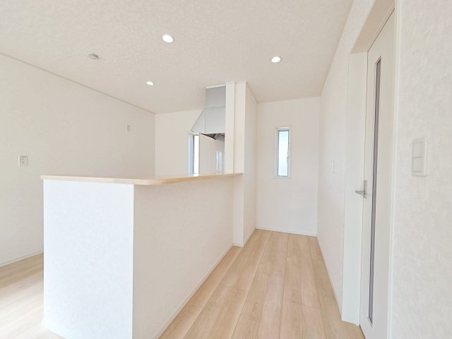 【キッチン】 | 東海市富木島町第30　３号棟