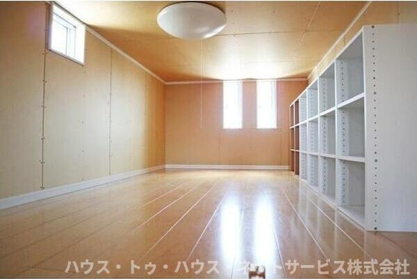 柏市旭町8丁目戸建の収納