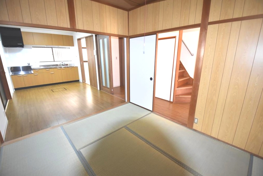 神戸市垂水区旭が丘　中古戸建の和室