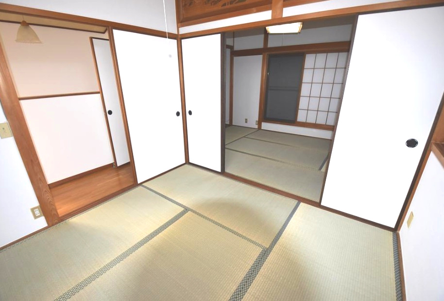 神戸市垂水区旭が丘　中古戸建の和室