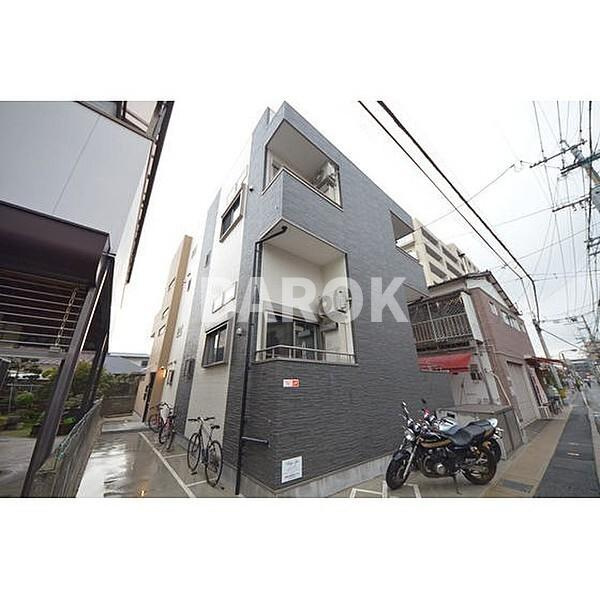 ビラージュ井尻の外観