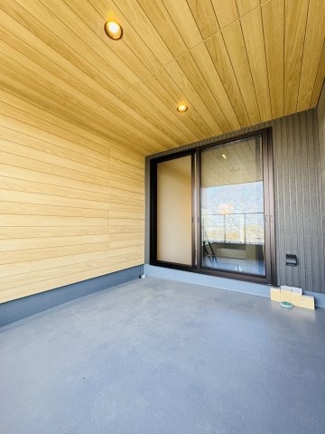 KAMAKURA HILL QUIET — 鎌倉山に住むという贅沢の洋室