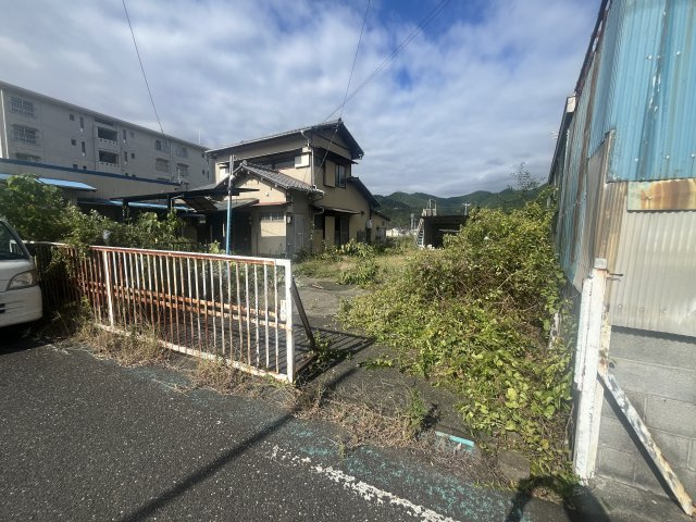 遠藤新田　中古戸建の駐車場