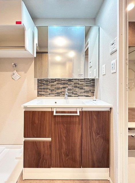 【独立洗面台】