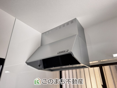 【キッチン】 | KEM宇都宮市宝木本町1期 | お料理の匂いもスッキリ♪シンプルデザインで掃除も簡単‼