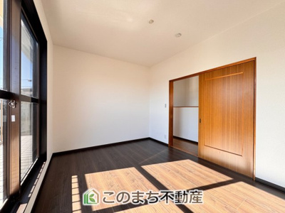 【洋室】 | KEM宇都宮市宝木本町1期 | 南向きで陽当たりの良い洋室♪風通しもよく快適です☆