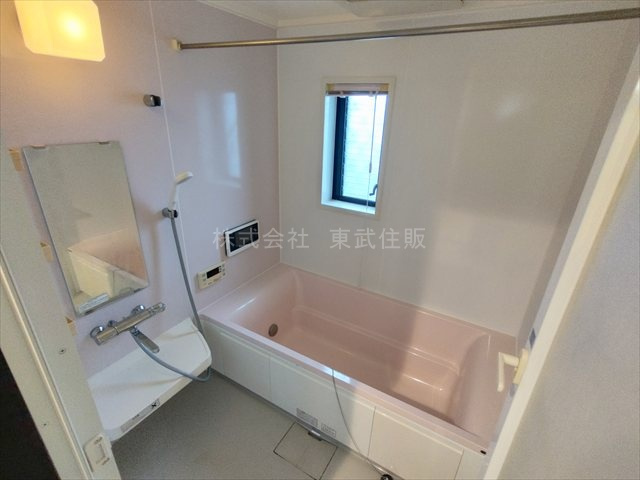 【浴室】 | 日高市下鹿山 | 落ち着いた空間のお風呂です