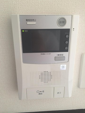 ヴィラ プレポールの設備|モニター付きインターホン
