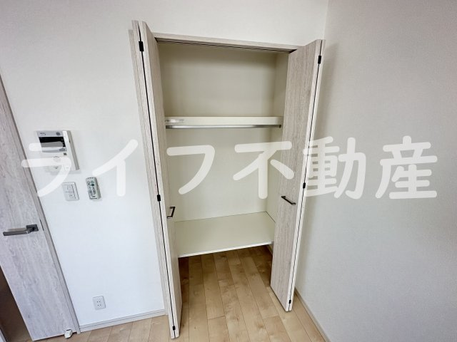 プレシオ小阪の収納|たっぷりとした収納スペースです