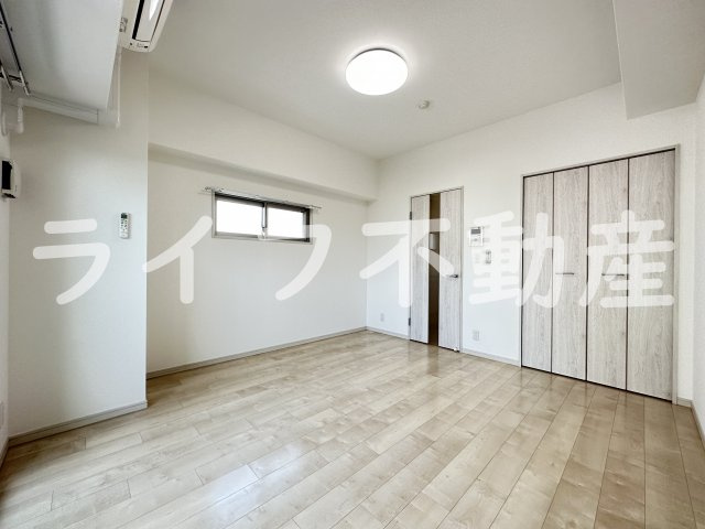 プレシオ小阪の居間・リビング|おしゃれな居間です