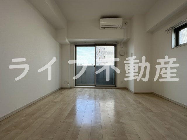 プレシオ小阪の洋室|個人の部屋や寝室として使える洋室です