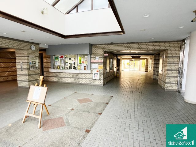 パームスクエアジェームス山のエントランス|共用部（エントランス）