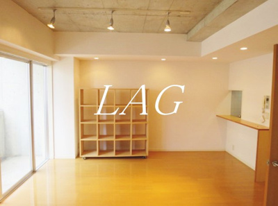 【居間・リビング】 | ＯＺ－ＣＯＵＲＴ | 洋室のお部屋です。