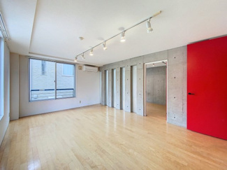 【居間・リビング】 | MODULOR三軒茶屋Ⅱ | ※同建物ほかのお部屋の写真です。